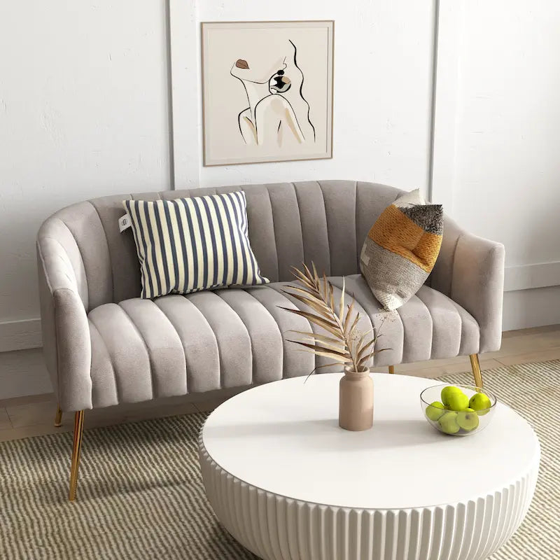 Canapé Loveseat 2 places confortable et glamour moderne avec pieds en métal (50) et dossier capitonné incurvé