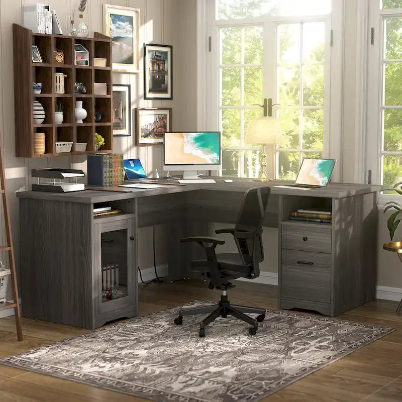 Bureau d'angle en L de style ferme moderne avec classeur et tiroirs, bureau de direction avec station de recharge